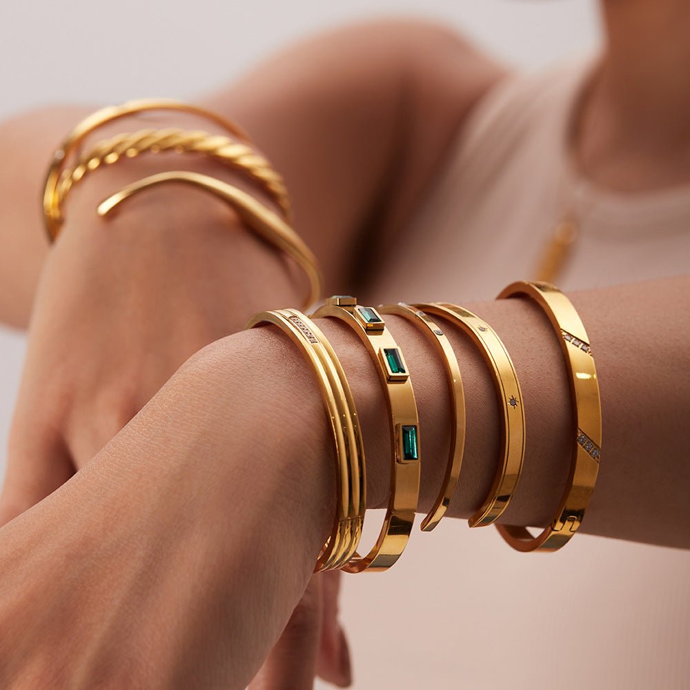 Fashionable And Versatile Gold - plated Stainless Steel Bracelets With Zirconia - U&MORE