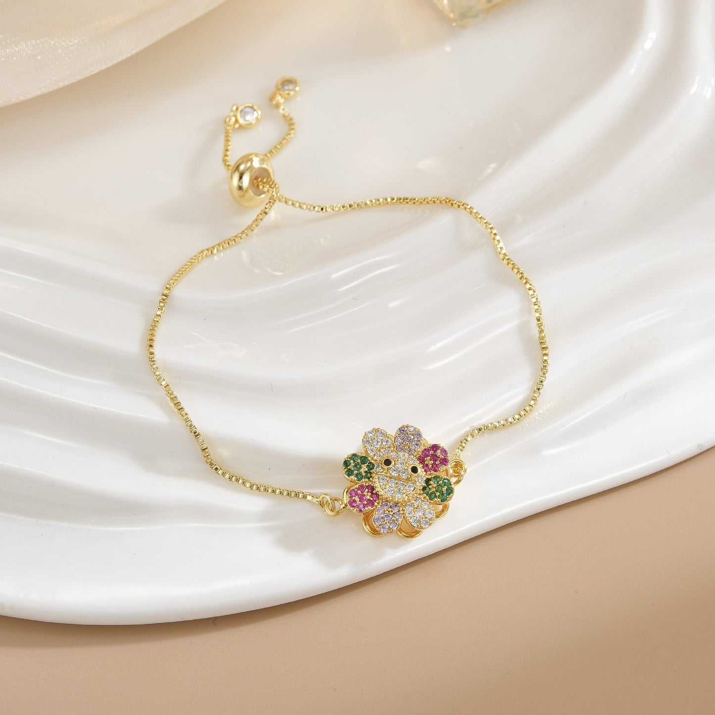 Simple Rotatable Flower Color - preserving Pure Copper Gold - plated Bracelet - U&MORE