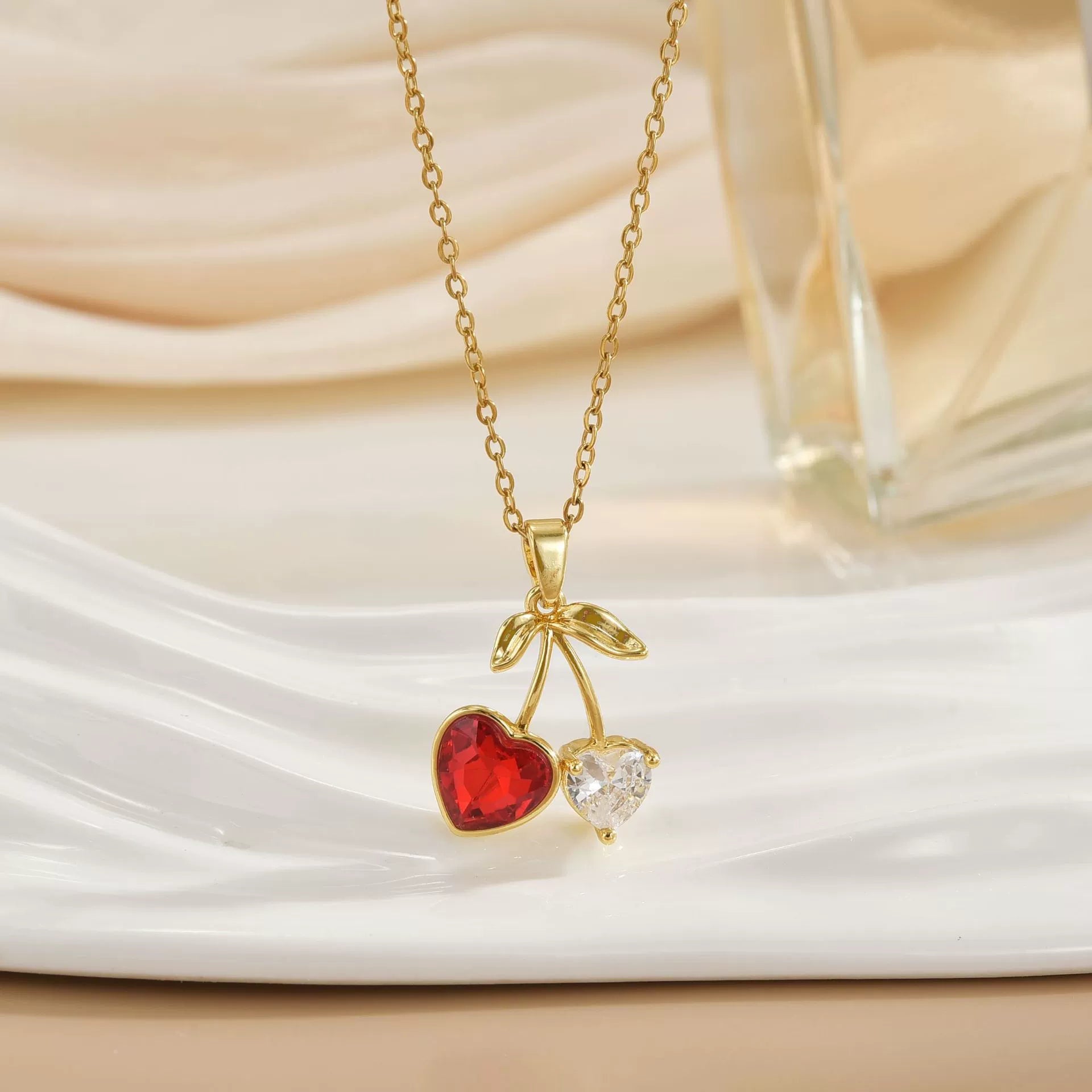 Women's Cherry Necklace Does Not Fade High - end Pendant Versatile Clavicle Chain - U&MORE