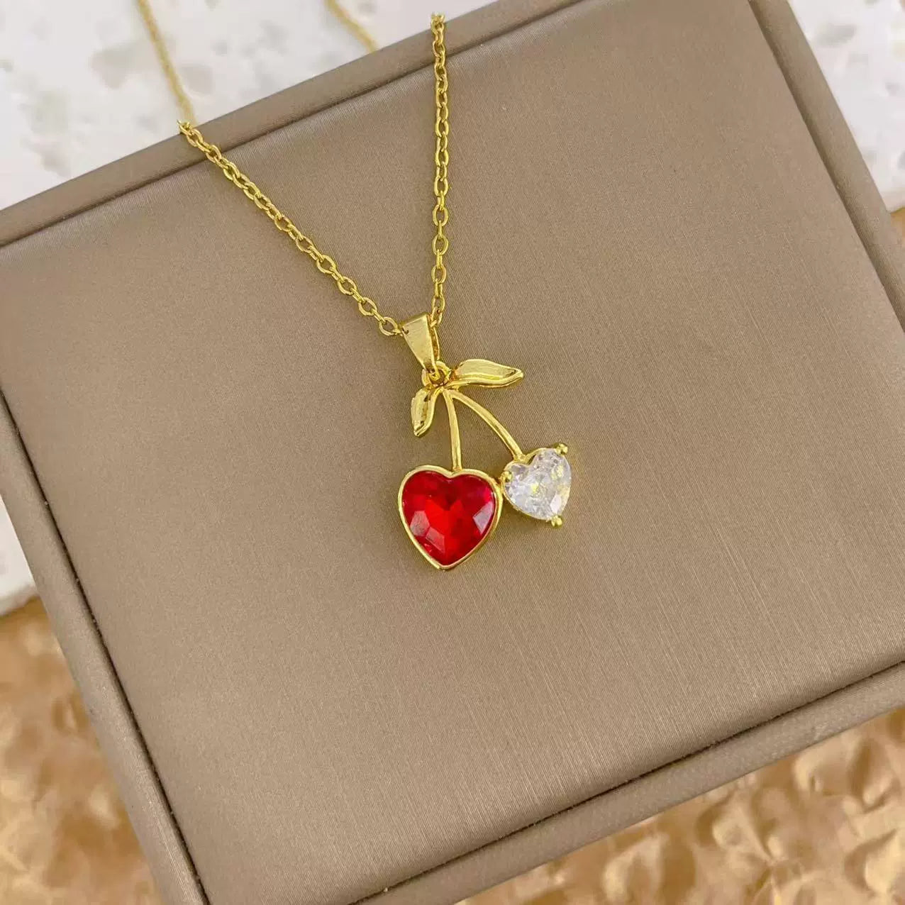 Women's Cherry Necklace Does Not Fade High - end Pendant Versatile Clavicle Chain - U&MORE