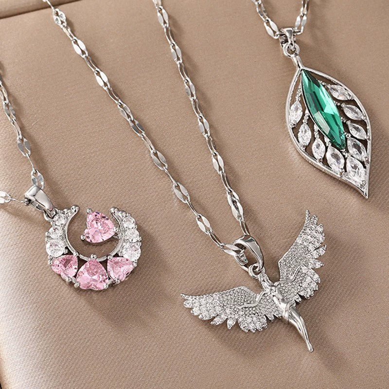 Women's Cute Dream Moon Necklace Versatile Design Jewelry - U&MORE