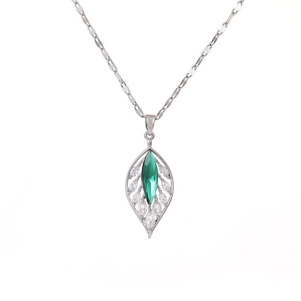 Women's Cute Dream Moon Necklace Versatile Design Jewelry - U&MORE