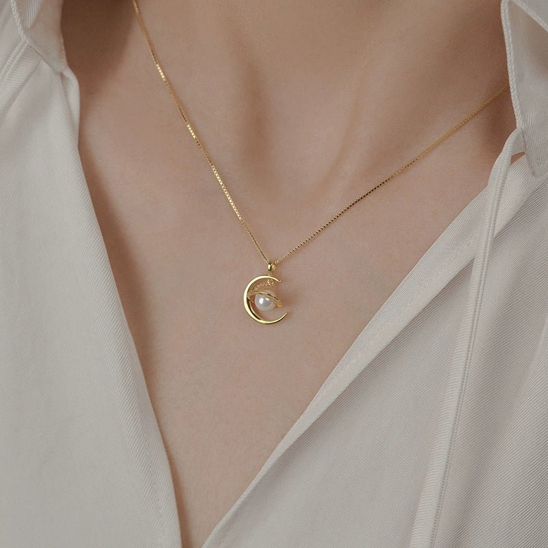 Women's Planet Necklace Niche Design Temperament Saturn Clavicle Chain Versatile - U&MORE