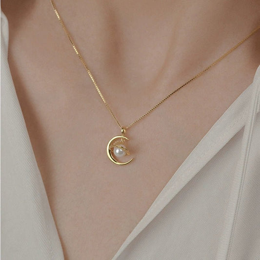 Women's Planet Necklace Niche Design Temperament Saturn Clavicle Chain Versatile - U&MORE